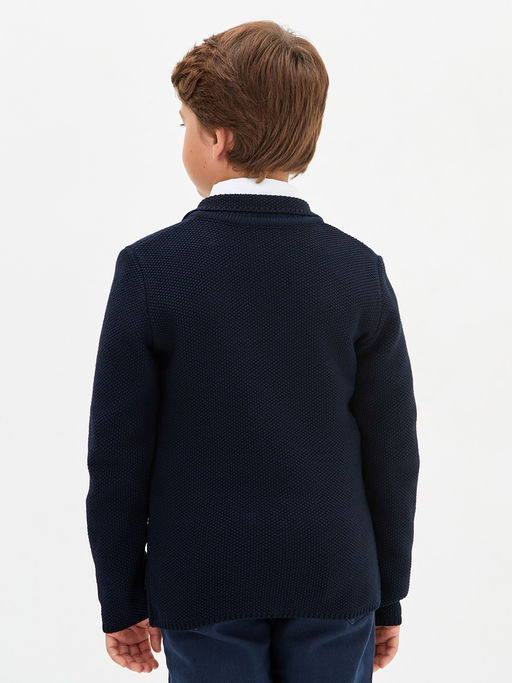 Темно-синий пиджак