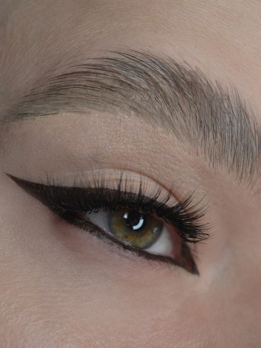 essence Подводка для глаз Liquid Ink Eyeliner wp водостойкая Ash Brown, 02 коричневый 3 мл  фото 3