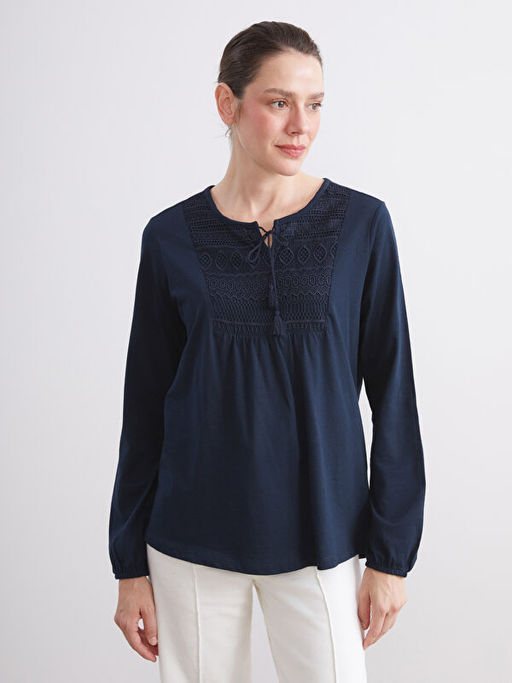 Ba?lamal? Yaka Nak??l? Bluz