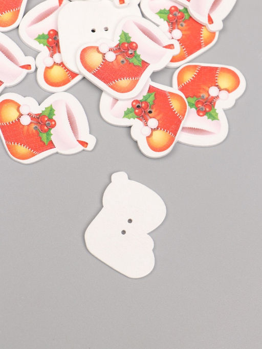 Цена за 2 шт. Набор пуговиц для творчества дерево «Новогодний сапог», набор 15 шт., 3×2.6 см