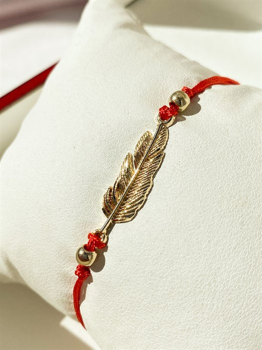 Красная нить "Золотое перо"