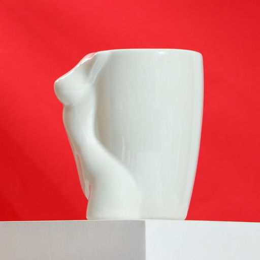 Кружка керамическая Силуэт, 320 мл, 18+ - Дорого внимание фото 2