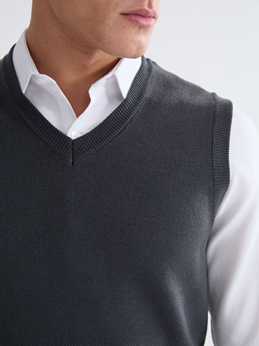 Standart Kal?p V Yaka Erkek Triko S?veter