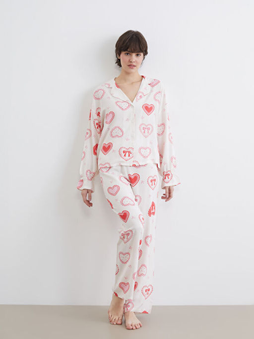 G?mlek Yaka Kalp Bask?l? Kad?n Pijama Tak?m?