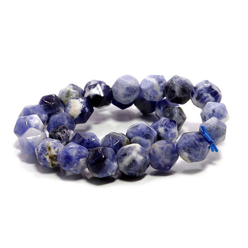 Браслет из камня 6мм с огранкой Содалит камень удачи и счастья