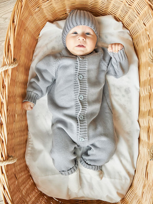 Серый комбинезон для мальчика