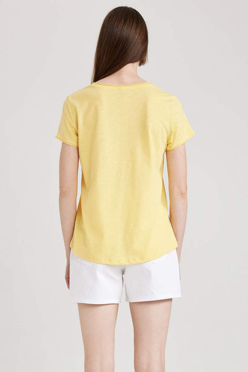 Базовая футболка из 100 % хлопка с v-образным вырезом стандартного кроя и короткими рукавами - Defacto фото 4