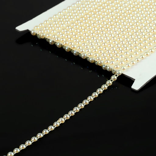 Жемчуг на нитях, с голографией, плоский, 4.5 мм, 9±1 м, белый