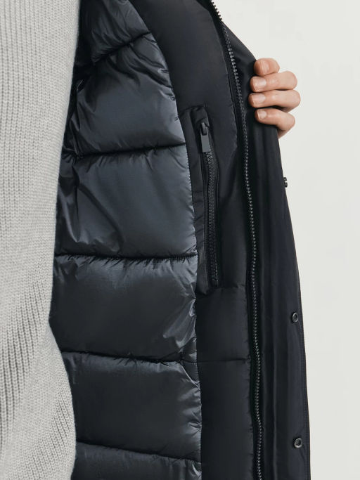 Парка утепленная с капюшоном / Zarina