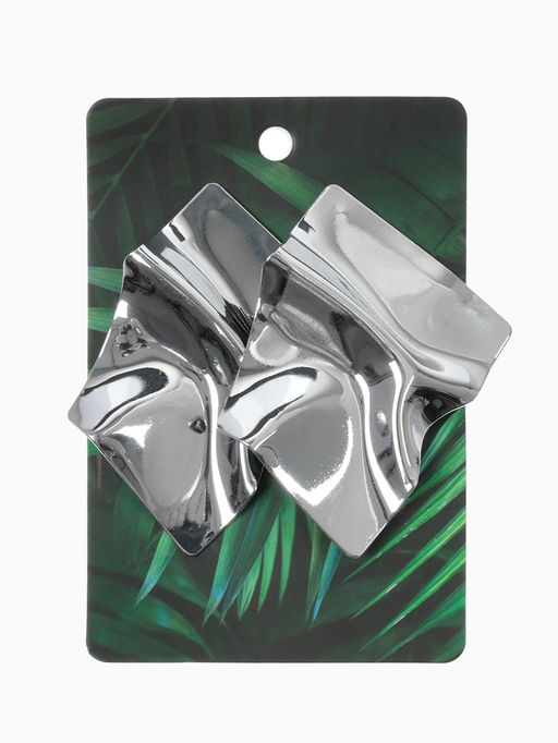 Серьги металл «Атмосфера» ромб мятый, цвет серебро