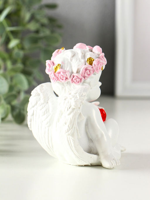 Фигурка светящаяся полистоун Ангел - воздушный поцелуй в форме сердца, белый, 6.8?6?7.3 см