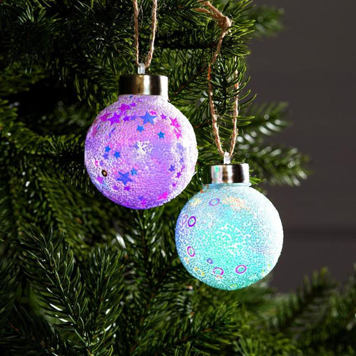 Набор ёлочных шаров Снежные, 2 шт, d=6 см, 1 LED, от батареек, свечение RGB
