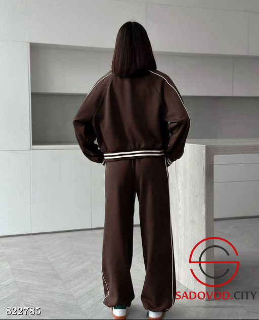 Костюм спортивный женский