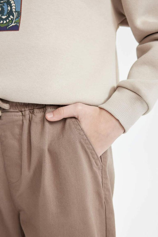 Габардиновые брюки-джоггеры для мальчиков со шнуровкой на талии и эластичными карманами на штанинах - Defacto фото 8