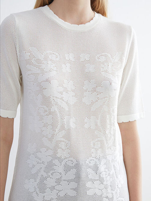 K?sa Kollu ?i?ekli Kad?n Triko Kazak