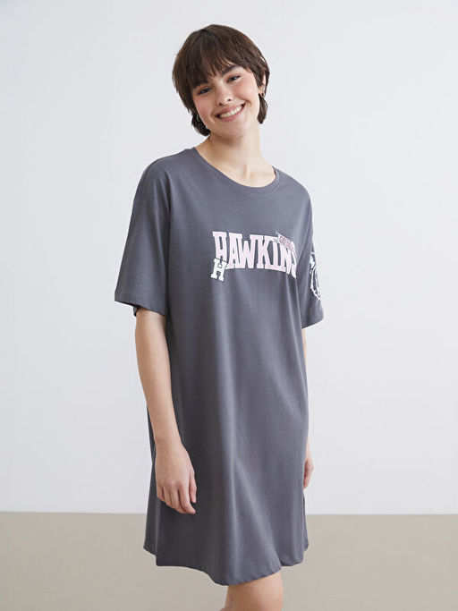 Stranger Things Bask?l? Kad?n Gecelik