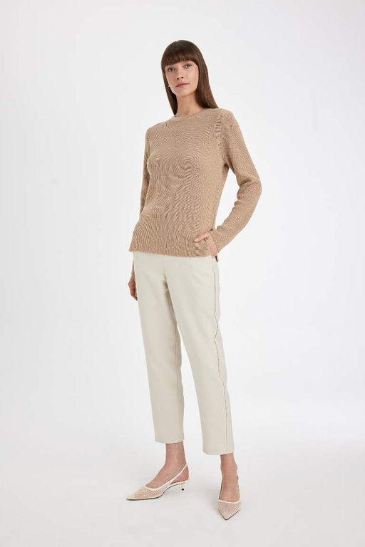 Женский свитер-туника из блестящей ткани обычного кроя с круглым вырезом - Defacto фото 2