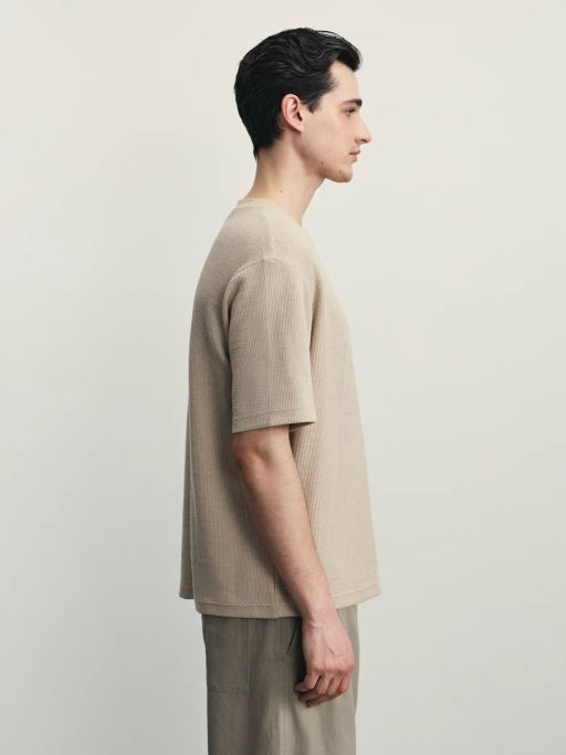 Футболка из фактурной ткани / Zarina фото 4