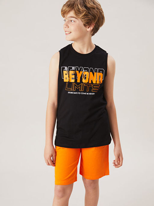 Bisiklet Yaka Erkek ?ocuk ?ortlu Pijama Tak?m?