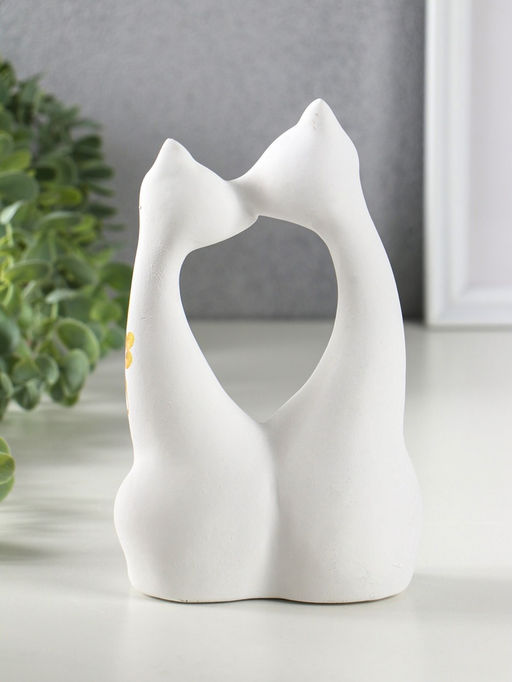 Фигурка керамика Коты влюбленные, белые, 6?11?17 см