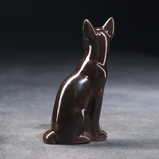 Фигурка фарфоровая «Кошка Тайка», чёрная, 10 см