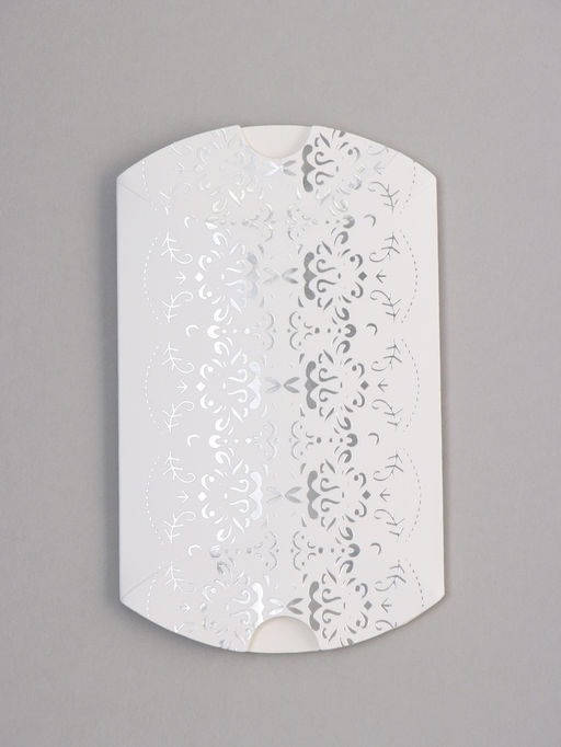 Цена за 10 шт. Коробка складная  9 х 6,5 х 2,5 см