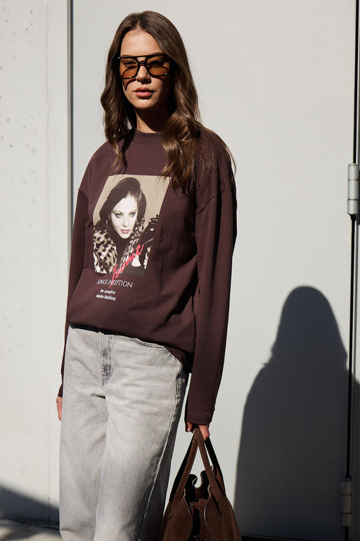 Лонгслив оверсайз с принтом