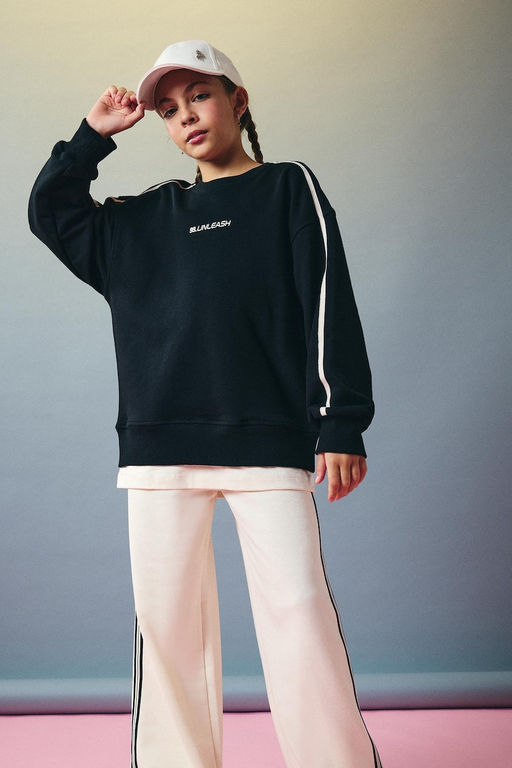 Oversize Geni_ Kal_p Bisiklet Yaka Bask_l_ Sweatshirt K_z _ocuk - Defacto фото 3