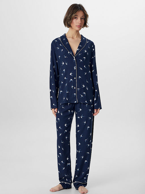 КОМПЛЕКТ ЖЕНСКИЙ (ЖАКЕТ, БРЮКИ)