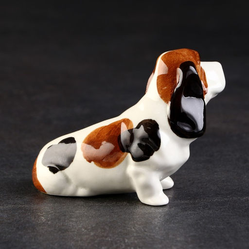 Фигурка фарфоровая «Бассет-хаунт», 7 см, авторская роспись