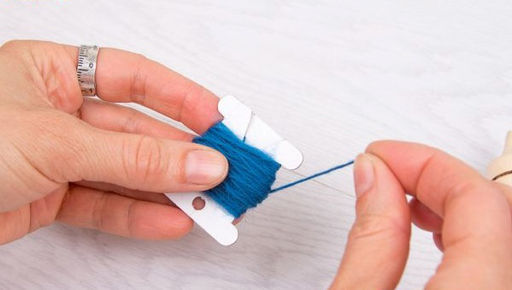 Gamma LBK-40 Бобины для мулине картон 4.1 см 40 шт в блистере белый