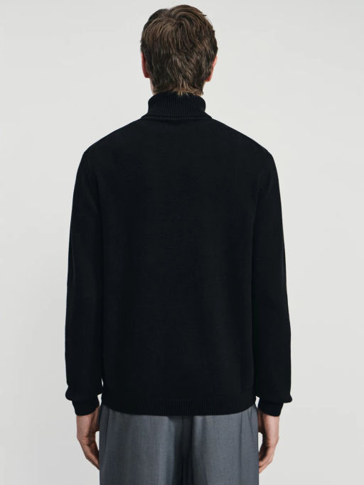 Свитер relax fit с высоким горлом / Zarina