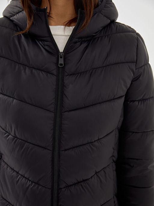 Kap??onlu Kad?n ?i?me Mont