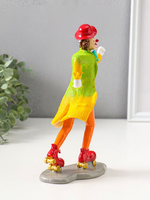 Фигура полистоун «Клоун на роликовых коньках», яркий разноцветный, 23.5 см