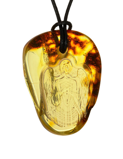 Необычный кулон из натурального балтийского янтаря с резьбой Ангел-Хранитель