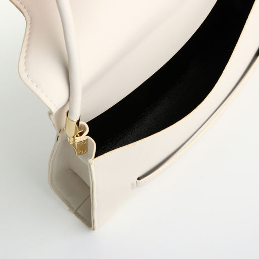 Сумка женская мессенджер без застёжки, 26×7×15 см, бежевая