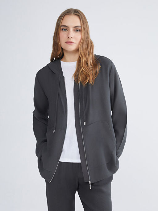 Kap??onlu Kad?n H?rka