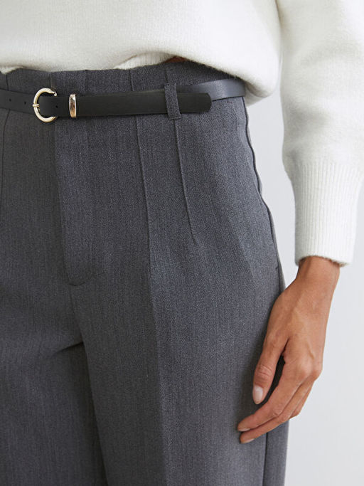 Beli Kemerli Dar Fit Kad?n Pileli Pantolon