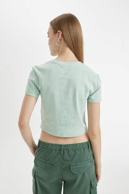 Базовая футболка классного кроя в рубчик с короткими рукавами - Defacto фото 4