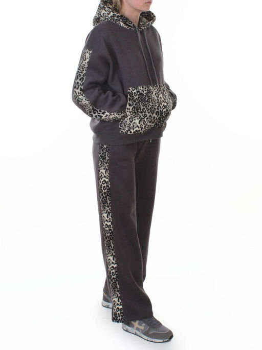 008 DK. GRAY/LEOPARD Костюм спортивный зимний женский (95% хлопок, 5% полиэстер)