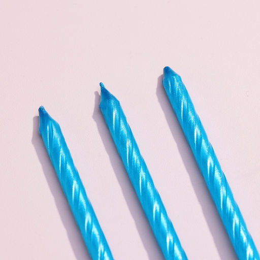 Цена за 2 шт. Свечи для торта «Классические» с подставкой, 13 см, 6 шт., голубые