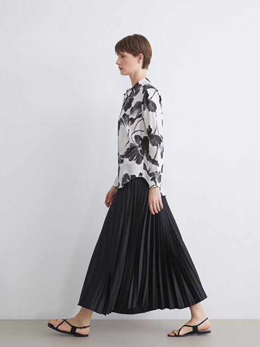 Beli Lastikli Saten Kad?n Pileli Etek