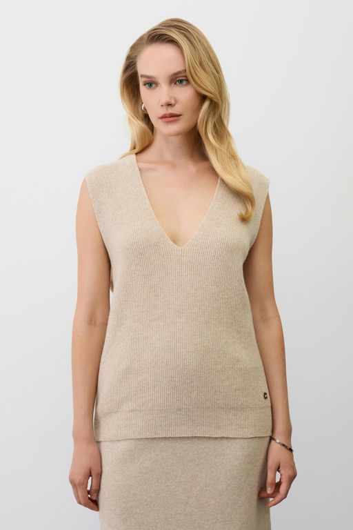 ЕВ 30308/ш/светло-бежевый меланж жилет жен