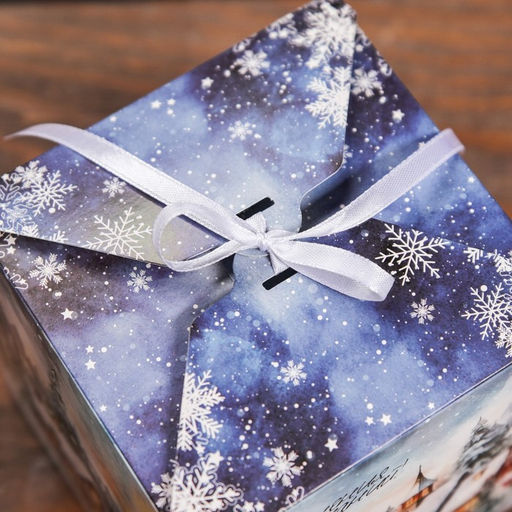Цена за 3 шт. Коробка складная, подарочная новогодняя Зимний пейзаж 12?12?12 см