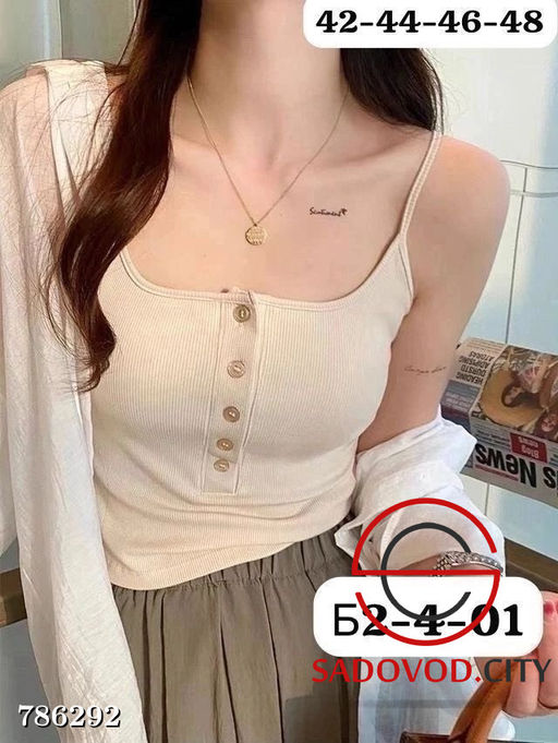 Майка с тонким паралоном