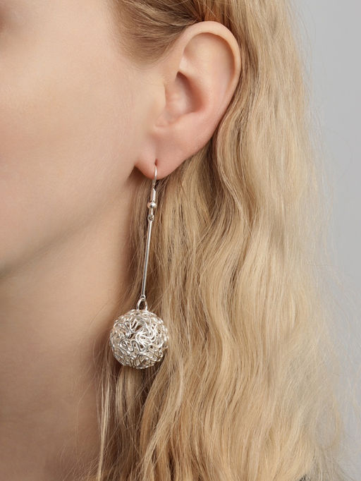 Серьги висячие Шарик переплетение, цвет серебро, 6.5 см