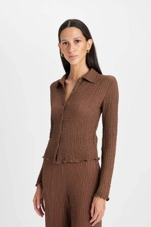 Женская приталенная футболка с длинными рукавами и узким вырезом поло - Defacto фото 3