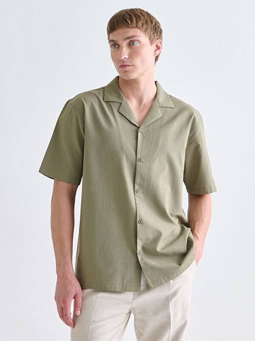 Regular Fit Resort Yaka K?sa Kollu Erkek G?mlek