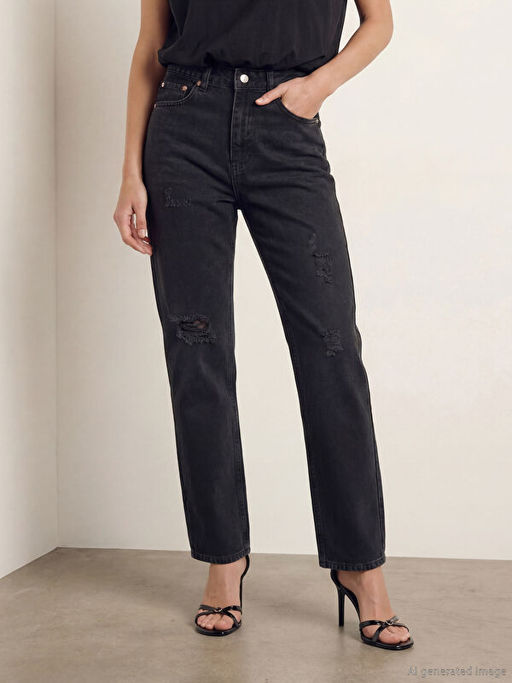 Straight Fit Y?rt?k Detayl? Kad?n Jean Pantolon