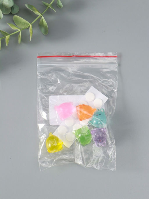 Цена за 2 шт. Набор фигурок из эпоксидной смолы флуоресцентные «Зайчики», 6 шт., 1.7×1.8×2 см